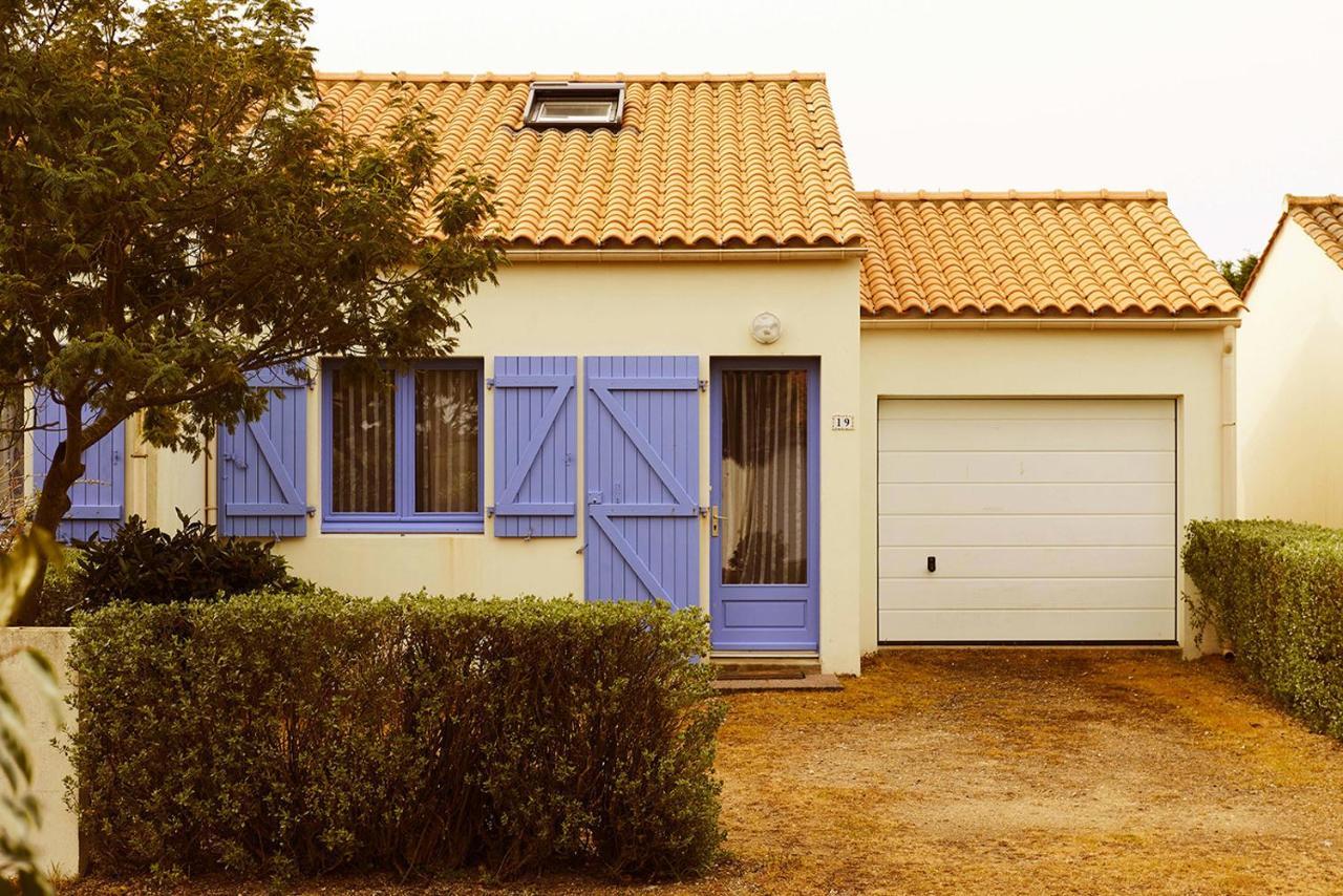 サンティレール・ド・リエ Une Accueillante Maison De Bord De Merヴィラ エクステリア 写真