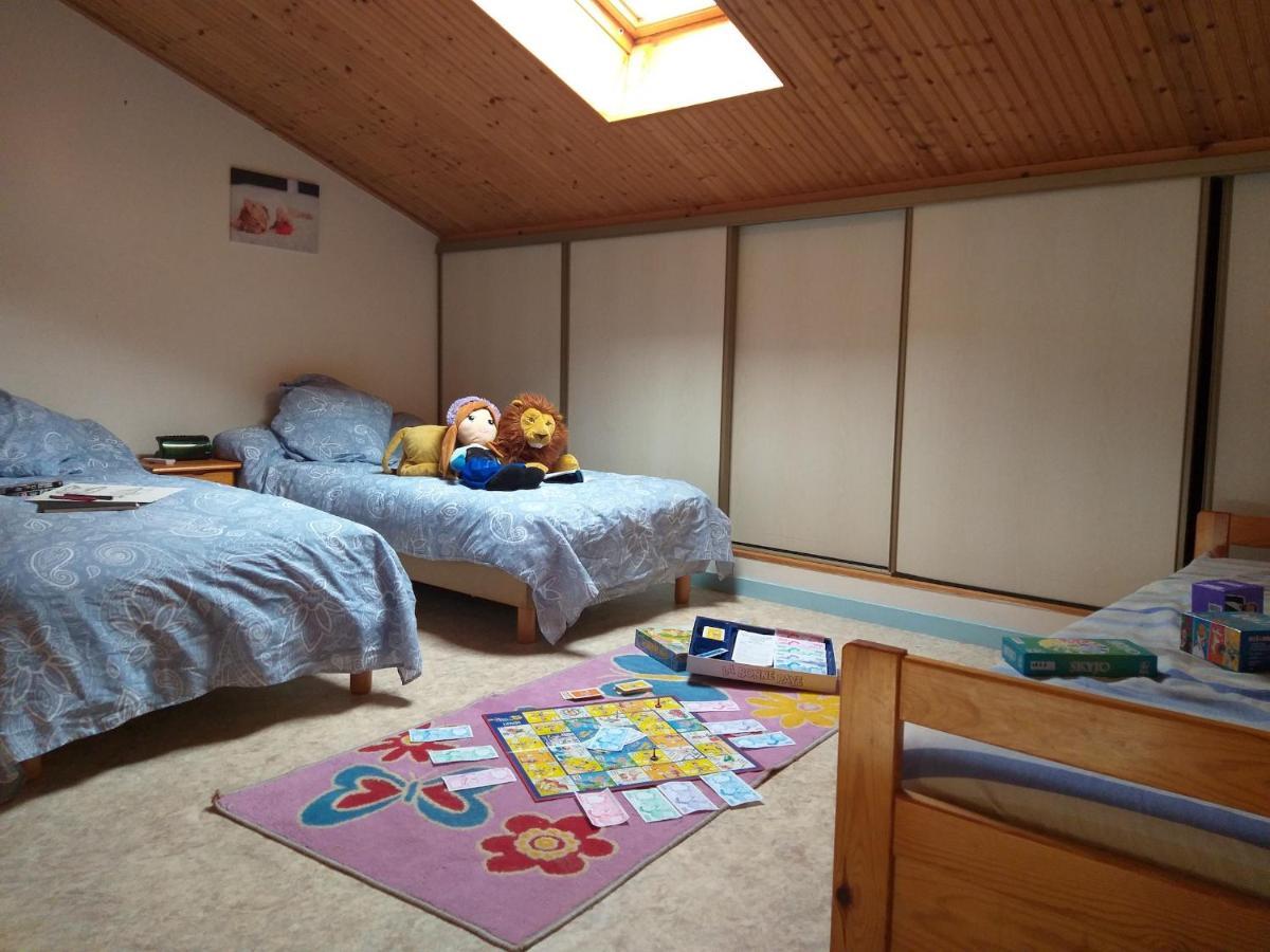 サンティレール・ド・リエ Une Accueillante Maison De Bord De Merヴィラ エクステリア 写真