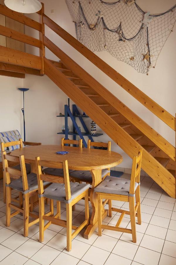 サンティレール・ド・リエ Une Accueillante Maison De Bord De Merヴィラ エクステリア 写真