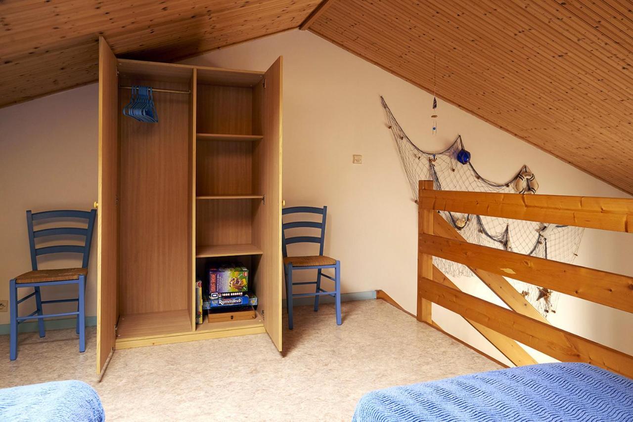 サンティレール・ド・リエ Une Accueillante Maison De Bord De Merヴィラ エクステリア 写真
